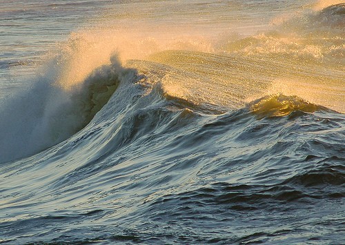 breaking seas © SW